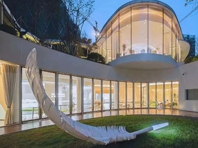 Transform Your Outdoor Space with Garden Sculpture