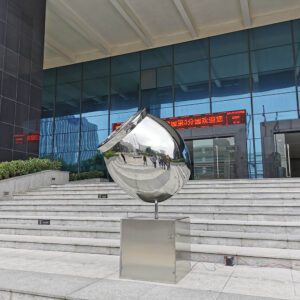 Outdoor Large Metal Statue Creative Stainless Steel Rotatable Coke Can Sculpture For Plaza Park Decoration MP-O0034