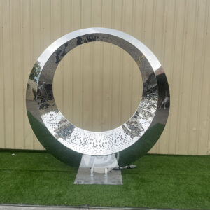 Outdoor Landescape Circle Sculpture With Light Stainless Steel Moon Sculpture MP-O0091
