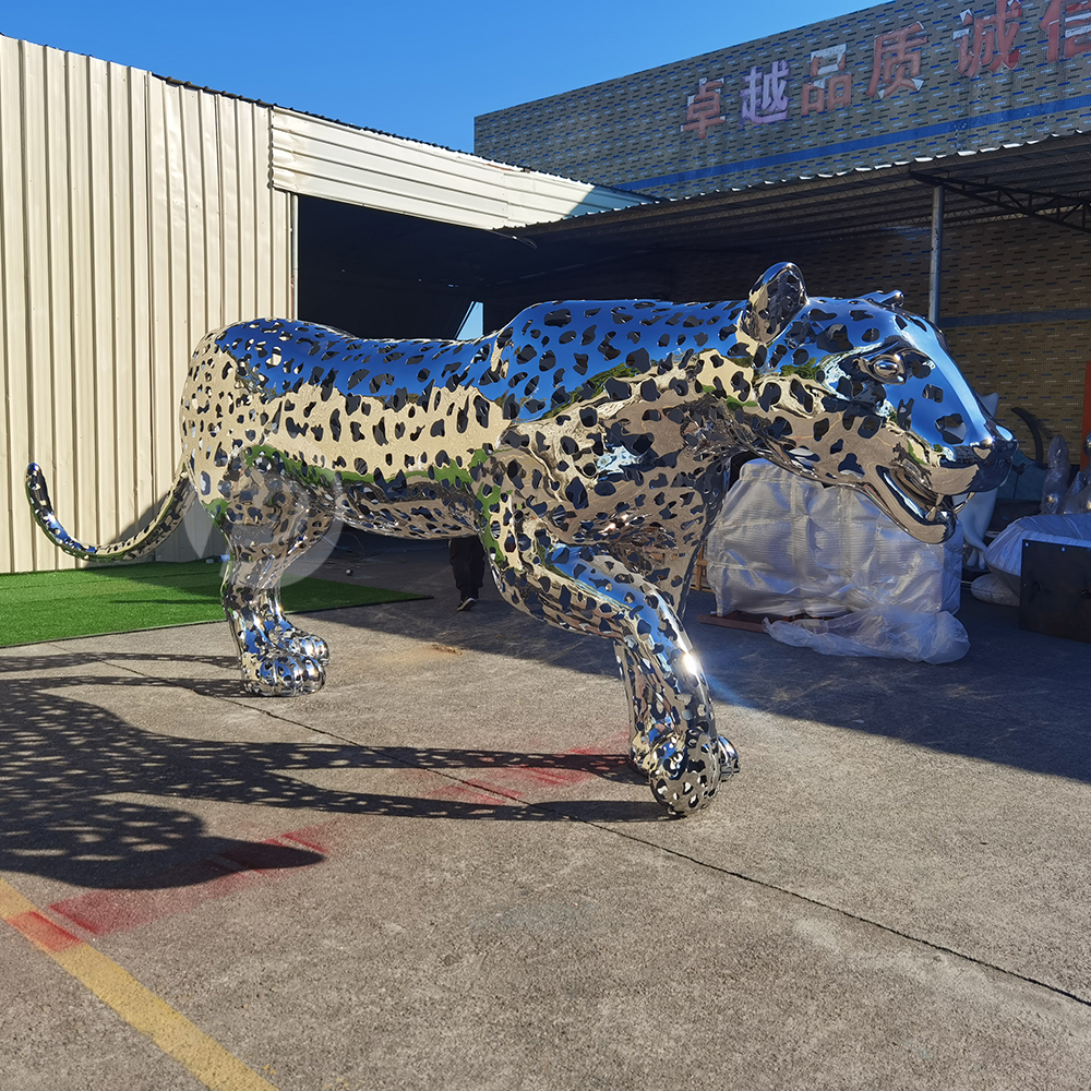 Large Animal Sculpture Hollow Stainless Steel Leopard Sculpture Outdoor Landscape MP-O0097
