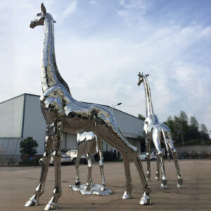 Metal Art Outdoor Decorative Artificial Mirror Stainless Steel Giraffe Sculpture Decoration Animal Statue