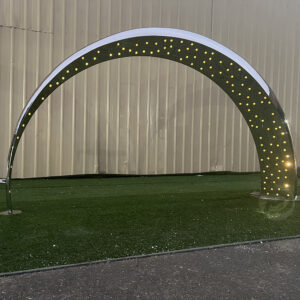 Stainless steel semicircular sculpture with led light MP-O0158
