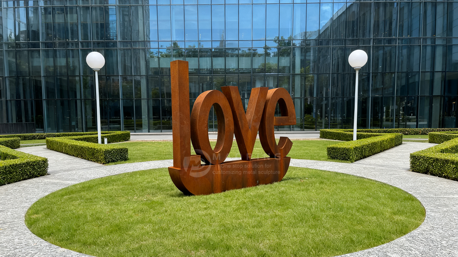 Love sculpture 1