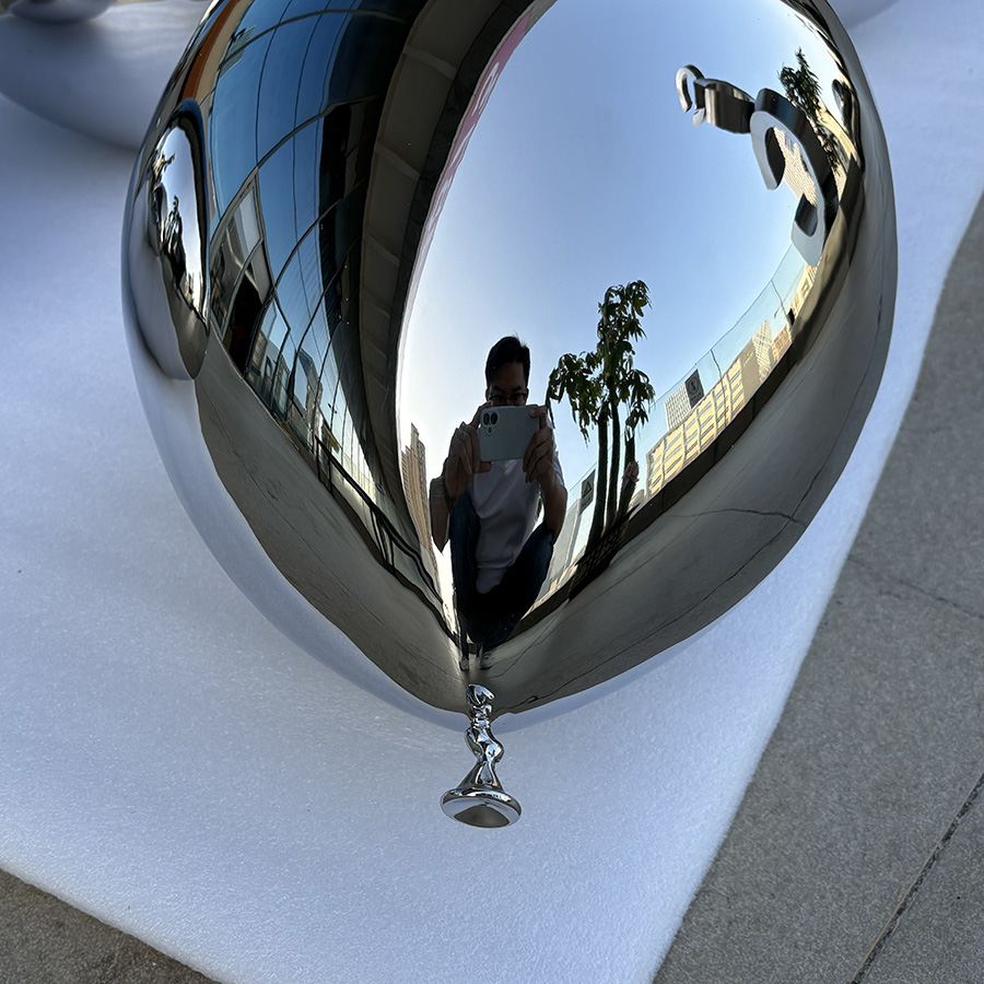 Balloon Sculpture for Interior Decor 3