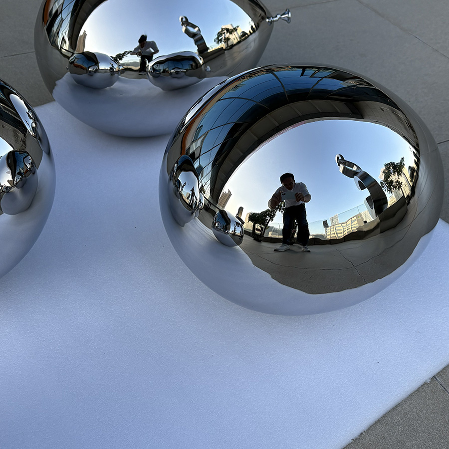 Balloon Sculpture for Interior Decor 4