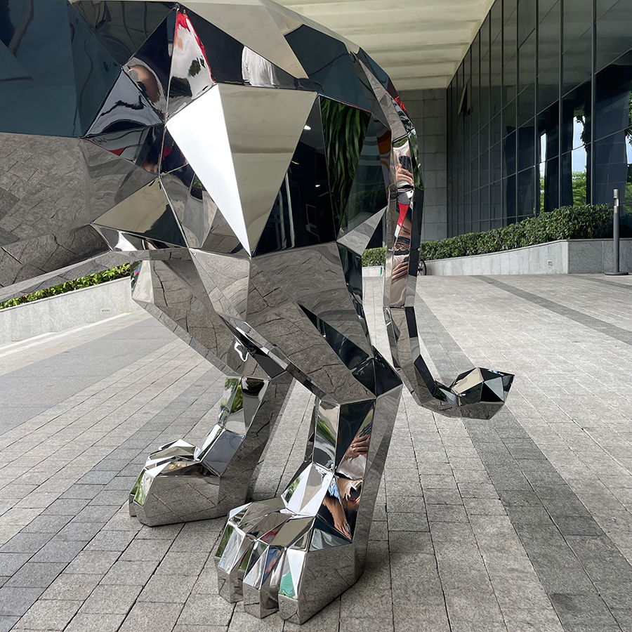 Modern Stainless Steel Lion Statue for Commercial Entrance - Image 7
